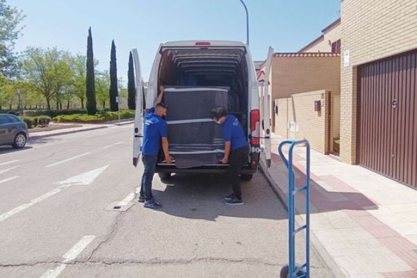 Servicio de portes y mudanzas en Pamplona y Navarra